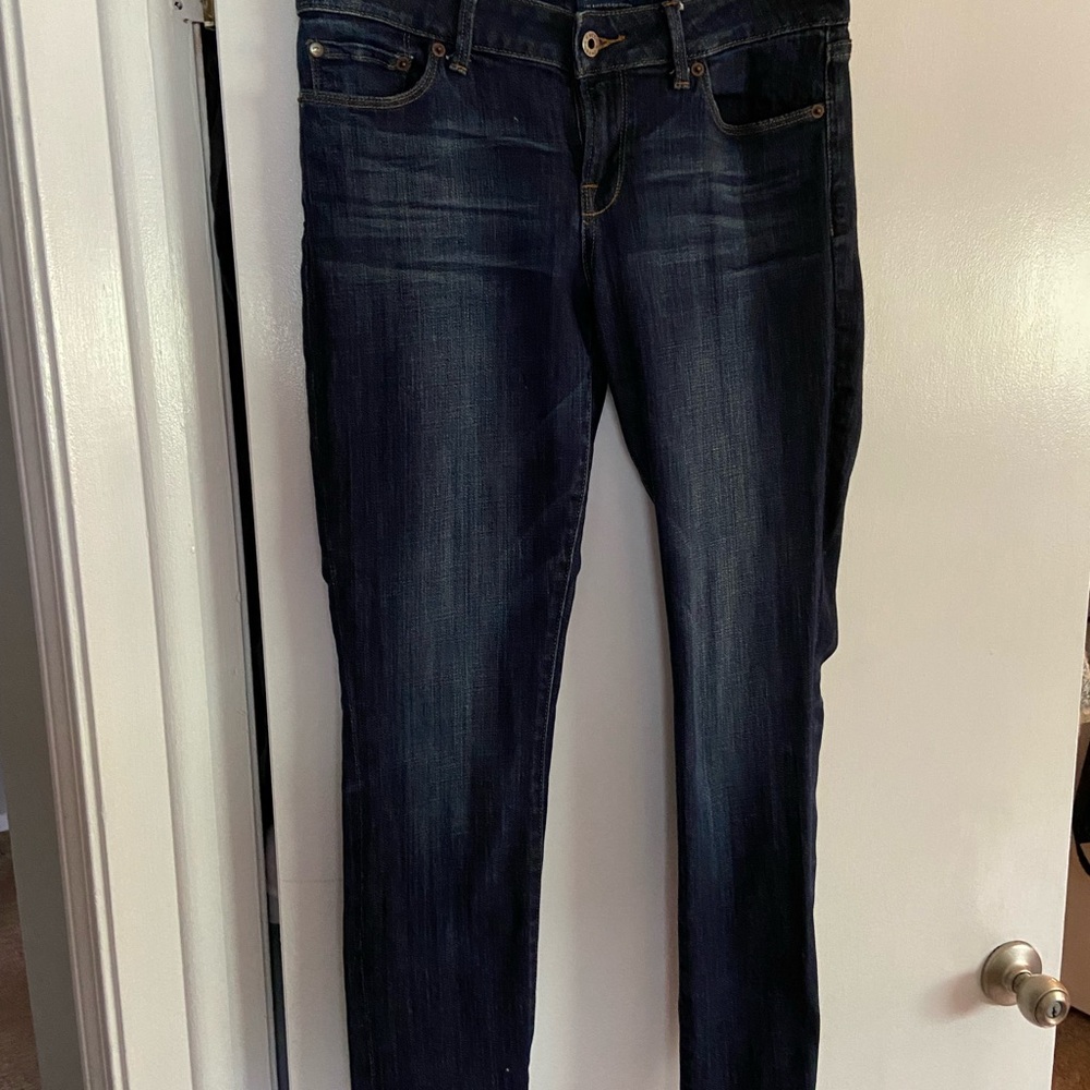 Lucky Brand size 6/28 jeans